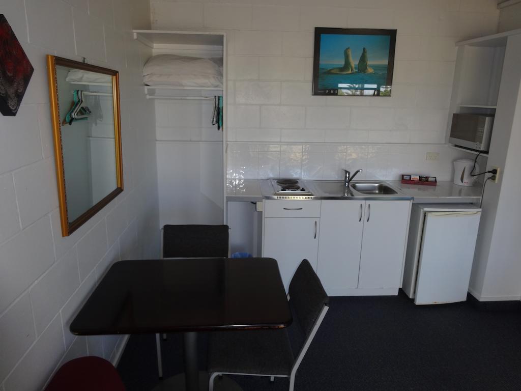 Ninety Mile Beach Holiday Park Waipapakauri Habitación foto